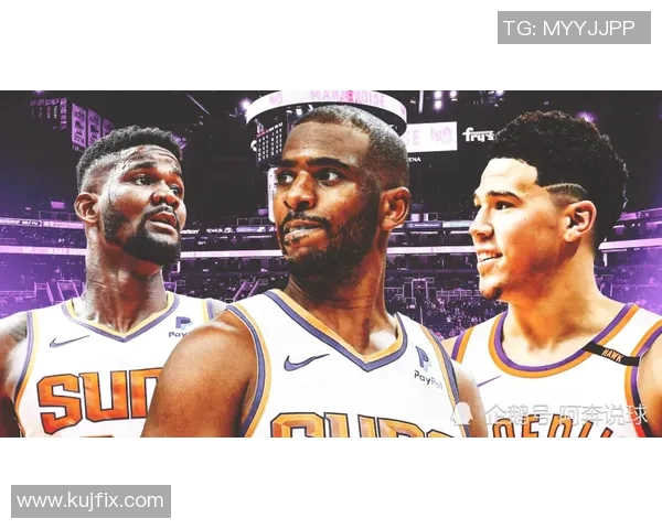 布克26+9艾顿内线攻防俱佳，克莱6记三分难阻太阳战胜独行侠，太阳团队配合五人得分上双